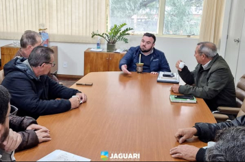 JAGUARI RECEBE NOVO VEÍCULO PARA A SECRETARIA DE SAÚDE
