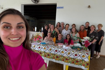 ENCONTRO COM O GRUPO DE MULHERES DO INTERIOR REFORÇA A IMPORTÂNCIA DA PREVENÇÃO NO OUTUBRO ROSA