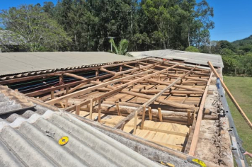 PREFEITURA REALIZA RECUPERAÇÃO EMERGENCIAL NA ESCOLA GETÚLIO VARGAS