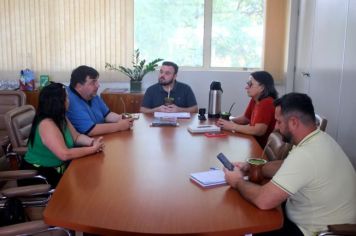 VISITA DO PROFESSOR GERMANO GOULART GONZALES AO GABINETE DO PREFEITO 