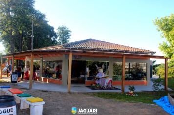 PREFEITURA REINAUGURA QUIOSQUE DA PRAÇA COM MELHORIAS PARA AGRICULTURA FAMILIAR
