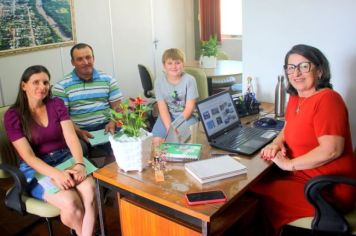 VISITA ESPECIAL NA PREFEITURA 
