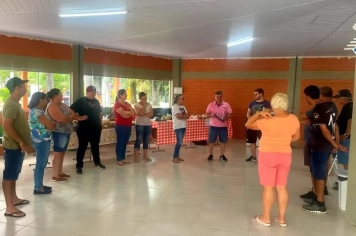 REUNIÃO FORTALECE ORGANIZAÇÃO DA FEIRA DA AGRICULTURA FAMILIAR