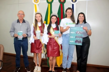 JAGUARI RECEBE COMITIVA DA FEICONES