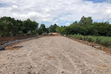 Prefeitura inicia obras de calçamento na Rua Rio Branco no Bairro Rivera