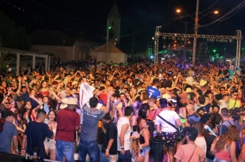 JAGUARI EM CLIMA DE CARNAVAL