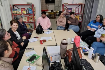 REUNIÃO DEFINE ÚLTIMOS DETALHES DA 11ª FEIRA DO LIVRO DE JAGUARI
