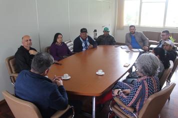 PREFEITO BETO SE REUNE COM OS RECICLADORES DE JAGUARI