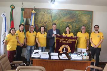 GOVERNADOR DO LIONS CLUBE VISITA JAGUARI