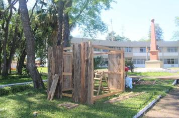 PAPAI NOEL VAI TER SEU ESPAÇO NA PRAÇA DA PREFEITURA