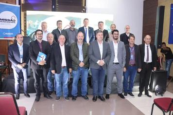 JAGUARI E MUNICÍPIOS DA REGIÃO RECEBEM MISSÃO MUNICIPALISTA DA FAMURS