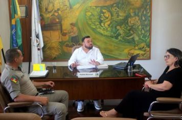 VISITA DO COMANDANTE DA BRIGADA MILITAR DE JAGUARI, PAULO CÉZAR FRANCO FUMACO