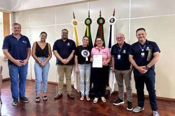 ADMINISTRAÇÃO MUNICIPAL RECEBE PROPOSTAS DE PROJETOS PROFISSIONALIZANTES