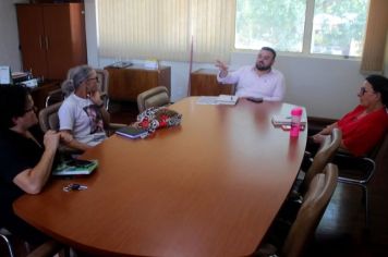 VISITA DAS REPRESENTANTES DA ASSOCIAÇÃO DOS PRODUTORES DE HORTIFRUTIGRANJEIROS DE JAGUARI – APRHOJAR