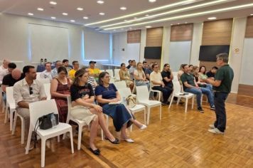 JAGUARI PARTICIPA DE REUNIÃO SOBRE 