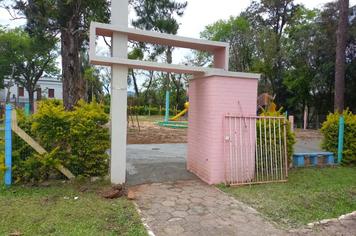 EM BREVE TEREMOS NOVA PRACINHA PARA NOSSAS CRIANÇAS NA PRAÇA DA MATRIZ