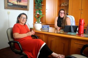 VICE-PREFEITA ELENICE CATTELAN VISITA PRESIDENTE DA CÂMARA 