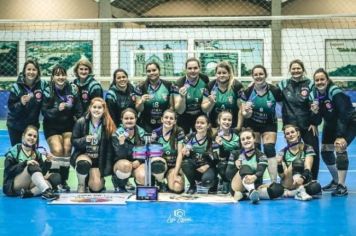 EM BUSCA DE MAIS UM TROFÉU