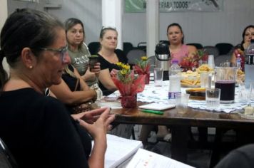 REUNIÃO COM AS DIRETORAS E EQUIPES PEDAGÓGICAS PARA O INÍCIO DO ANO LETIVO EM JAGUARI 