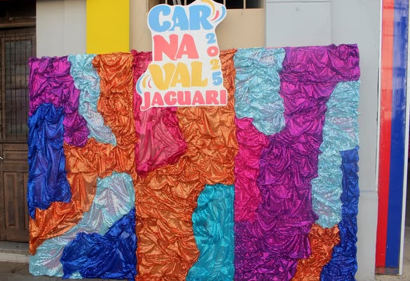 CARNAVAL DE JAGUARI CHEIO DE CENÁRIOS INCRÍVEIS PARA SUAS FOTOS