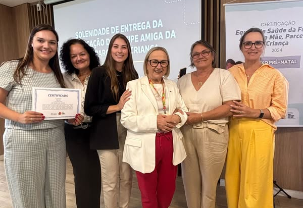 SECRETARIA ESTADUAL DE SAÚDE ENTREGOU CERTIFICADO 