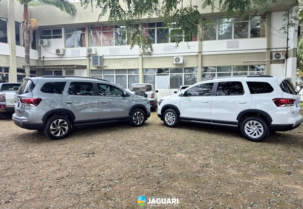 PREFEITURA DE JAGUARI INICIA A SEMANA COM REFORÇO NA FROTA DE VEÍCULOS