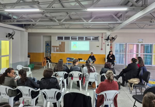 FORMAÇÃO PEDAGÓGICA FORTALECE EDUCAÇÃO INFANTIL EM JAGUARI