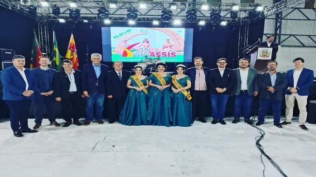 PREFEITO E VICE PARTICIPAM DA FEICASSIS