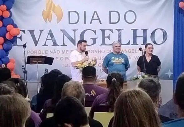 PREFEITO IGOR TAMBARA E VICE-PREFEITA ELENICE PARTICIPAM DO 1º DIA DO EVANGELHO EM JAGUARI