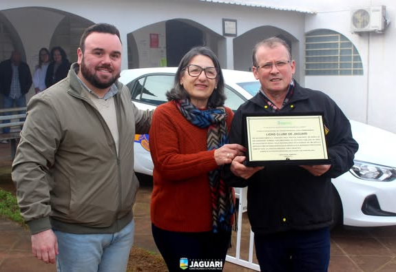LIONS CLUBE DE JAGUARI DOA VEÍCULO ZERO QUILÔMETRO PARA A SECRETARIA MUNICIPAL DE SAÚDE