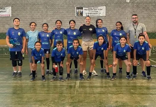 ATLETA JAGUARIENSE COMPARTILHA EXPERIÊNCIA COM JOVENS DO FUTURO NO ESPORTE 