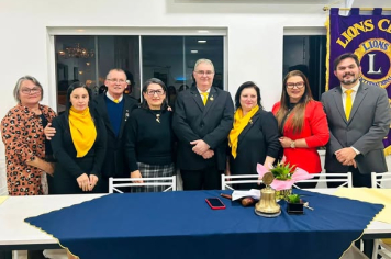 VICE-PREFEITA ELENICE PRESTIGIA POSSE DA NOVA DIRETORIA DO LIONS CLUBE DE JAGUARI