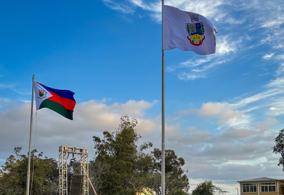 HASTEAMENTO DA BANDEIRA DE JAGUARI