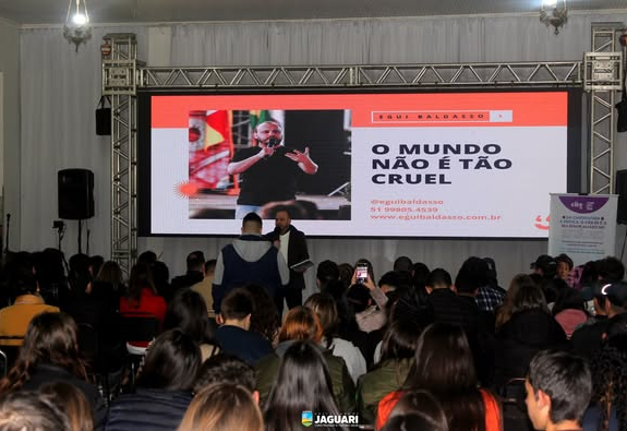 QUANDO A INSPIRAÇÃO ENCONTRA A JUVENTUDE