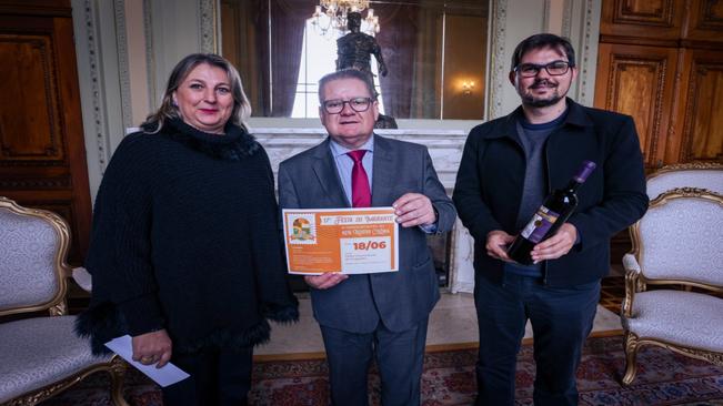 VICE PREFEITO E SECRETÁRIA DE TURISMO EM AUDIÊNCIA COM O GOVERNADOR DO ESTADO